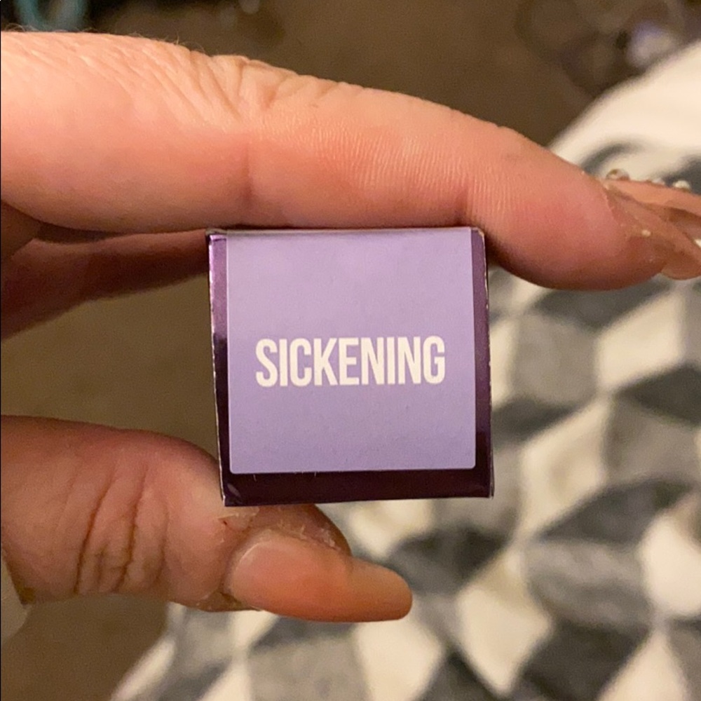 Jeffree Star The Gloss Sickening